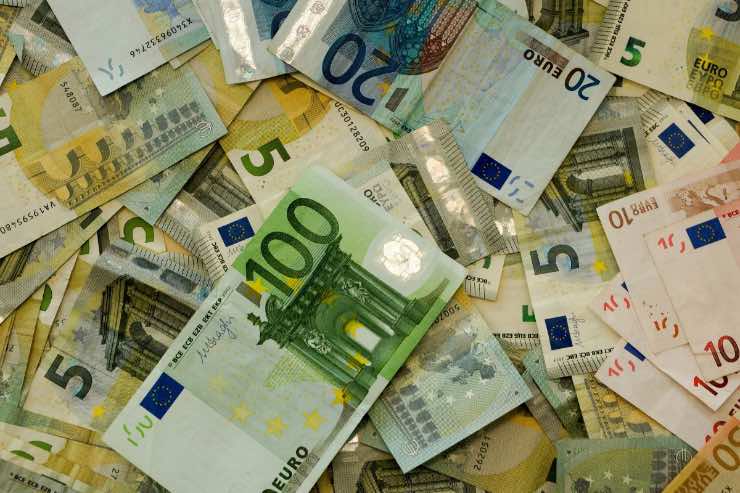 Bonus 1500 euro al mese per famiglia