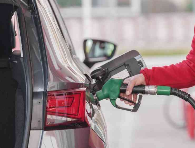 Tasse sui carburanti: l'allarme