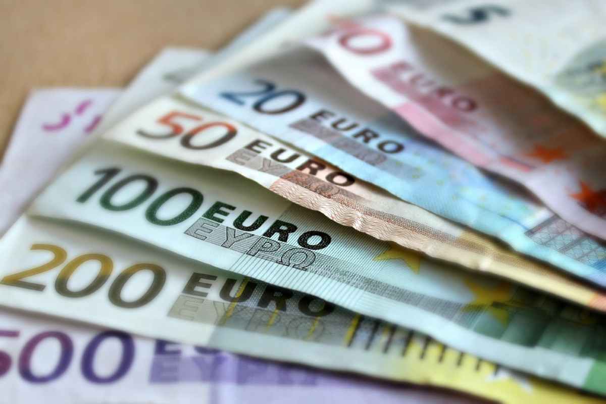L'UE concede un bonus da 300 euro moltiplicabile