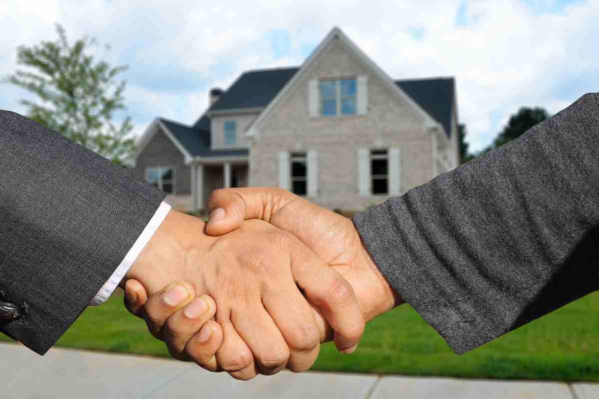 Comprare e vendere casa: il calcolo essenziale